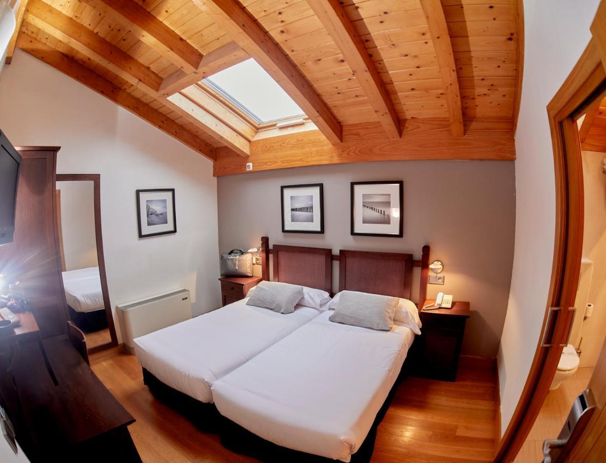 Hotel Casa Azcona シスル・マヨール エクステリア 写真