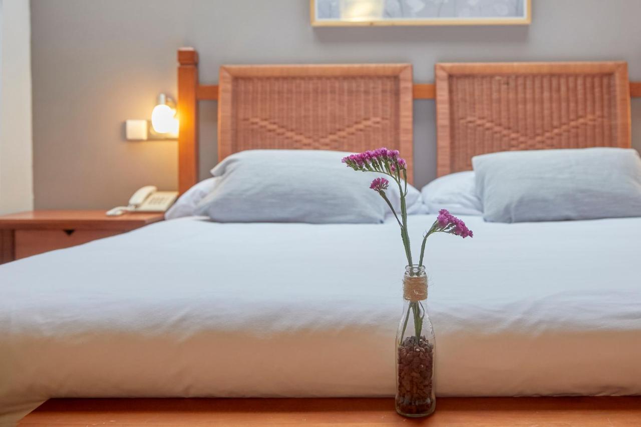 Hotel Casa Azcona シスル・マヨール エクステリア 写真