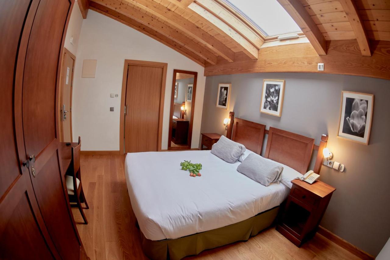 Hotel Casa Azcona シスル・マヨール エクステリア 写真