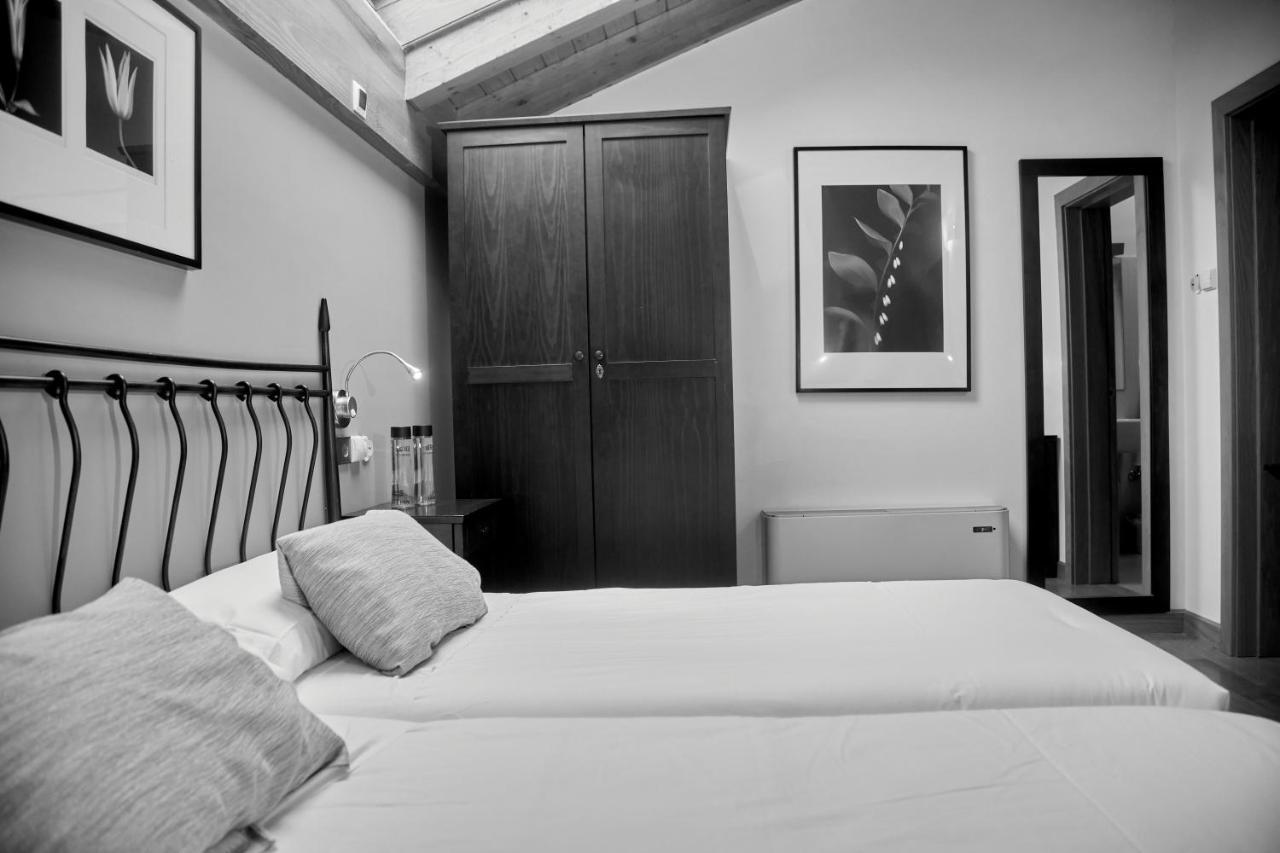 Hotel Casa Azcona シスル・マヨール エクステリア 写真